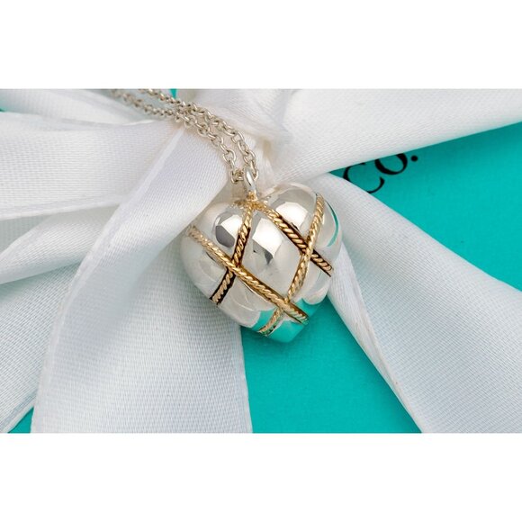 Tiffany & Co. Jewelry - *RARE* Tiffany & Co. Vintage "Quilt Heart" Necklace Puffed 18k Gold Rope Pendant